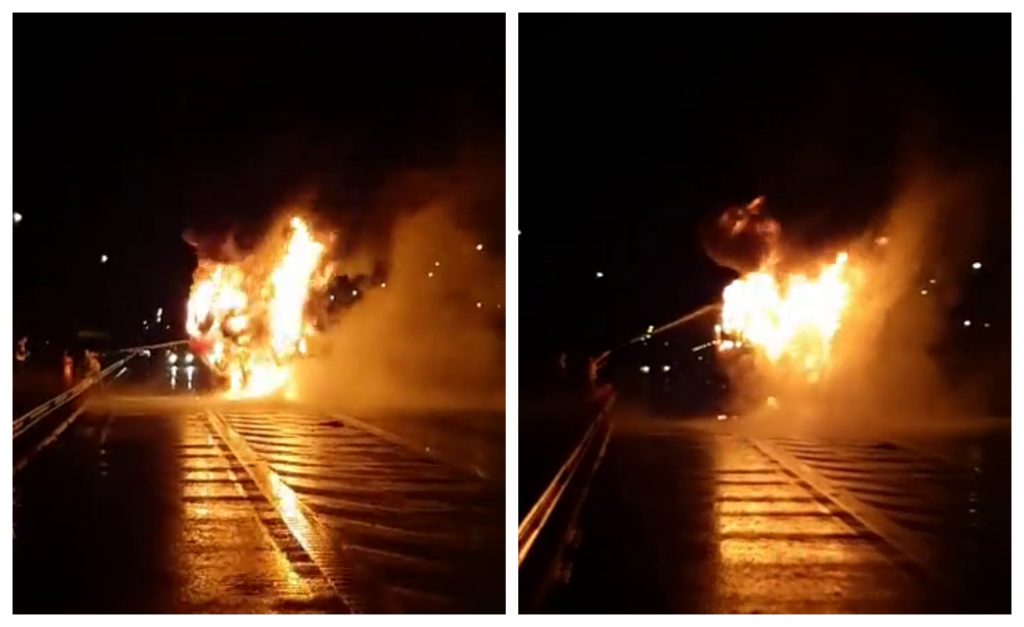 UPDATE VIDEO: INCENDIU violent pe Autostrada A1, între Sebeș și Orăștie. Cabina unui TIR s-a făcut scrum