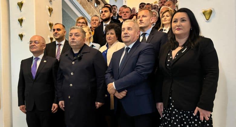 Alin Tișe și-a depus candidatura la Consiliul Județean