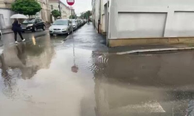 Inundații după o ploaie de vară la Cluj-Napoca