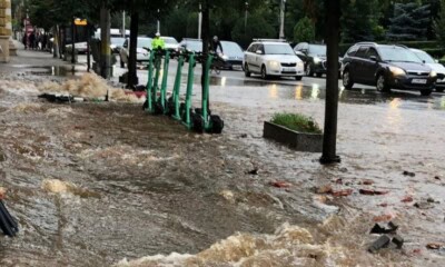 Inundatie de proporții în Piața Avram Iancu