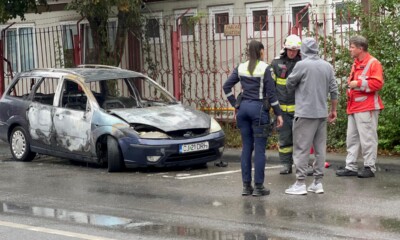 Mașină arsă la Cluj-Napoca