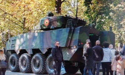 militară